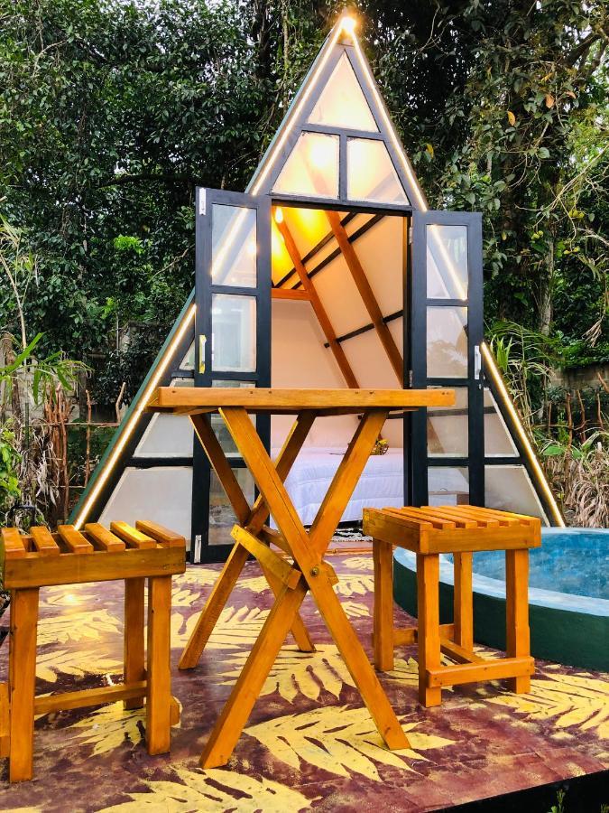 Bed and Breakfast The We2 "Wildwood Elegance Escape" Induruwa Exterior foto
